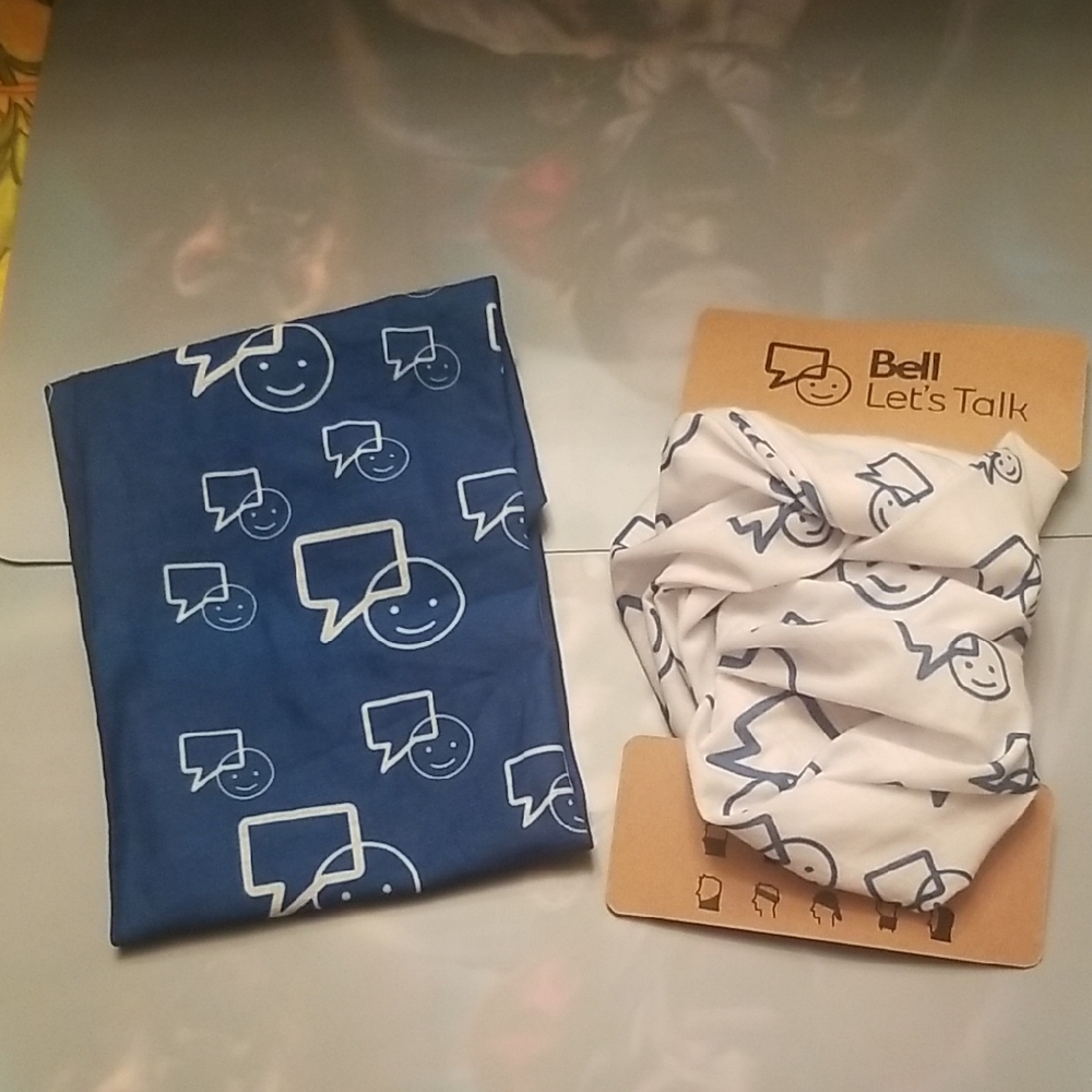 10/$10  Bell "Let's Talk" Blue & White Face Mask Set (2)